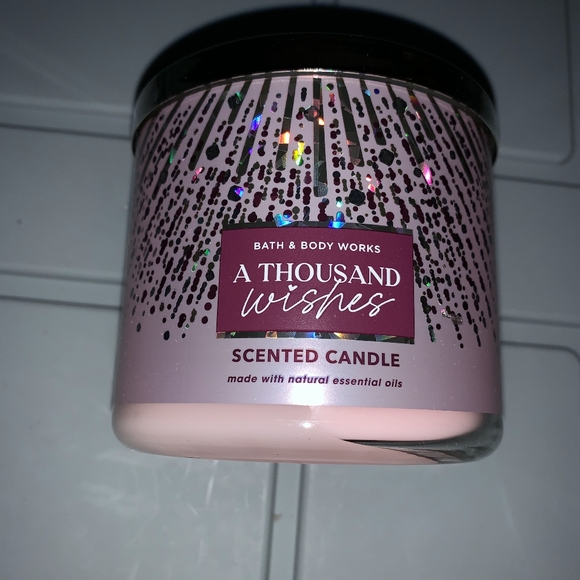 Bath And Body Works and Yankee Candle Candles - As shown. Willing to sell separa - Picture 16 of 16